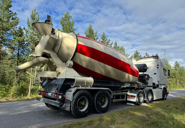 Liebherr12m3 Perävaunu - Betona maisītājs puspiekabe: foto 4 Liebherr12m3 Perävaunu - Betona maisītājs puspiekabe: foto 4