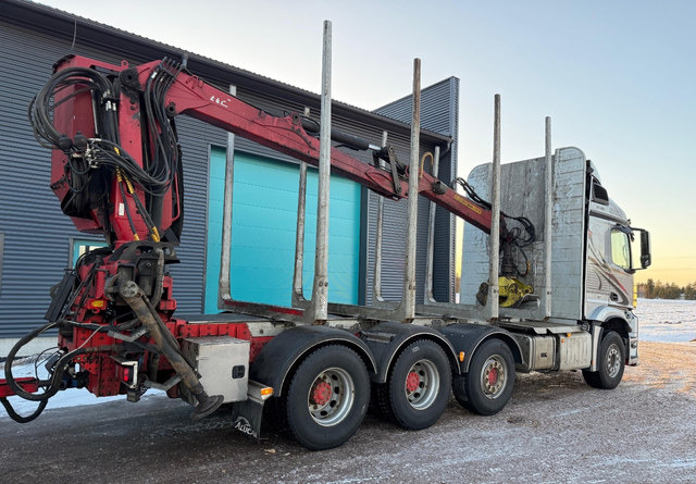 Mercedes-BenzArocs 8x4 Nosturilla! - Kokvedējs, Kravas auto ar manipulatoru: foto 5 Mercedes-BenzArocs 8x4 Nosturilla! - Kokvedējs, Kravas auto ar manipulatoru: foto 5