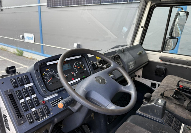 Mercedes-BenzUnimog U5000 + Hiab 099 E-4 līzingu Mercedes-BenzUnimog U5000 + Hiab 099 E-4: foto 14
