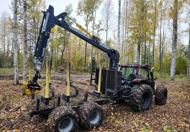 Valtra N123 + Kronos 140 4WDM + Cranab HC8 - Meža tehnika: foto 4 Valtra N123 + Kronos 140 4WDM + Cranab HC8 - Meža tehnika: foto 4