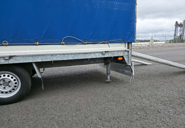 Piekabe ar tentu SarisC3500 Pressukapelli: foto 11