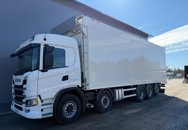 Scania G540 10x4 - Kravas automašīna ar slēgto virsbūvi: foto 2 Scania G540 10x4 - Kravas automašīna ar slēgto virsbūvi: foto 2