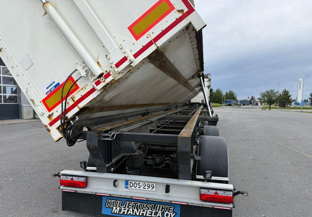 Puspiekabe pašizgāzējs Toplift17m 112m3 Sivukippi: foto 16