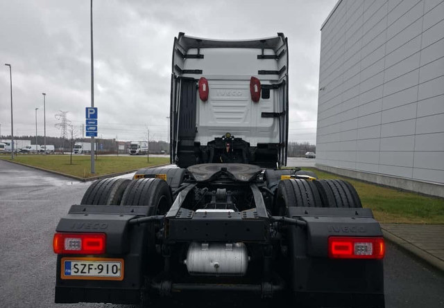 IvecoS-Way 480 6x2 Hieno! - Vilcējs: foto 4 IvecoS-Way 480 6x2 Hieno! - Vilcējs: foto 4