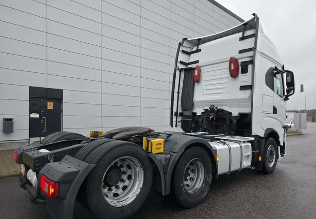 IvecoS-Way 480 6x2 Hieno! - Vilcējs: foto 5 IvecoS-Way 480 6x2 Hieno! - Vilcējs: foto 5