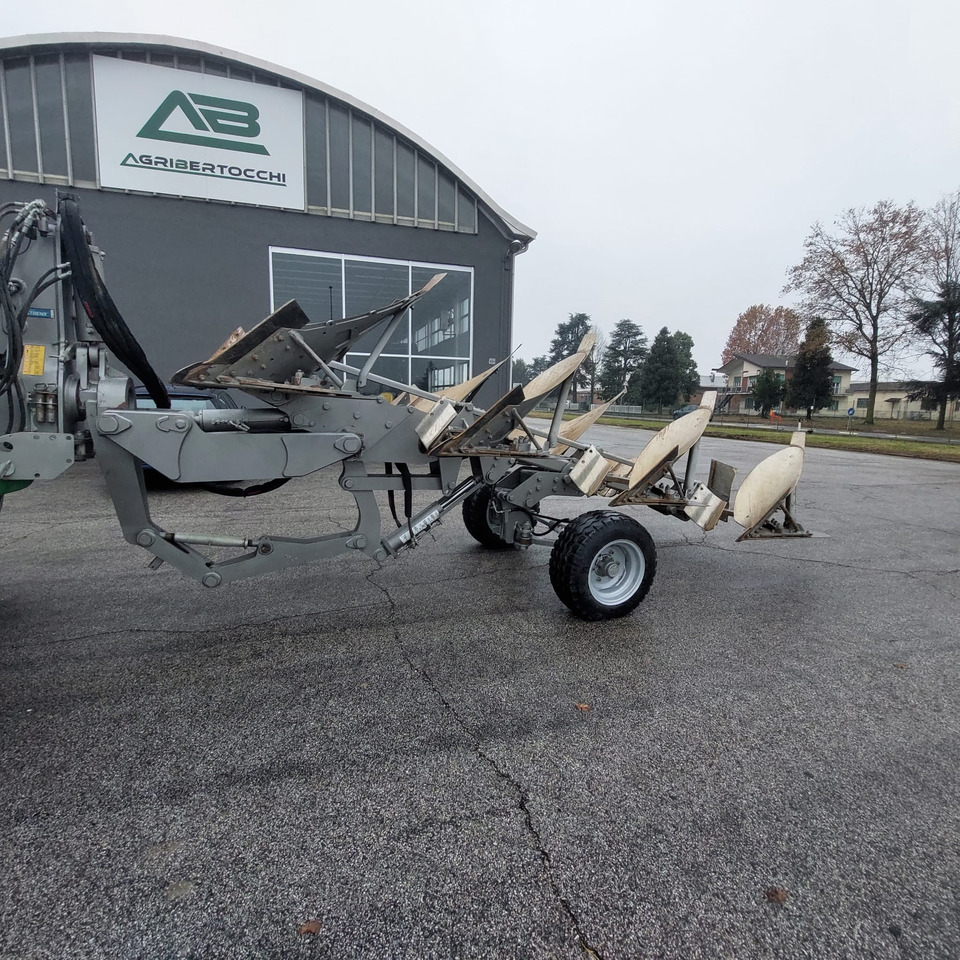 ARATRO ERMO - Arkls: foto 4 ARATRO ERMO - Arkls: foto 4