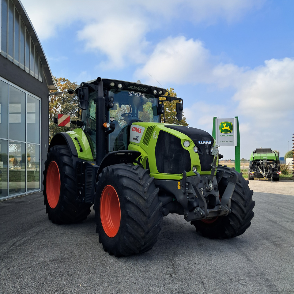 CLAAS AXION 810 - Traktors: foto 5 CLAAS AXION 810 - Traktors: foto 5