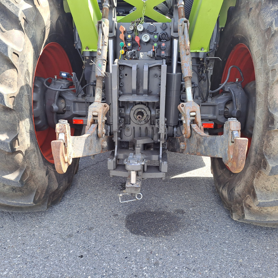 CLAAS XERION 3800 TRAC - Traktors: foto 4 CLAAS XERION 3800 TRAC - Traktors: foto 4