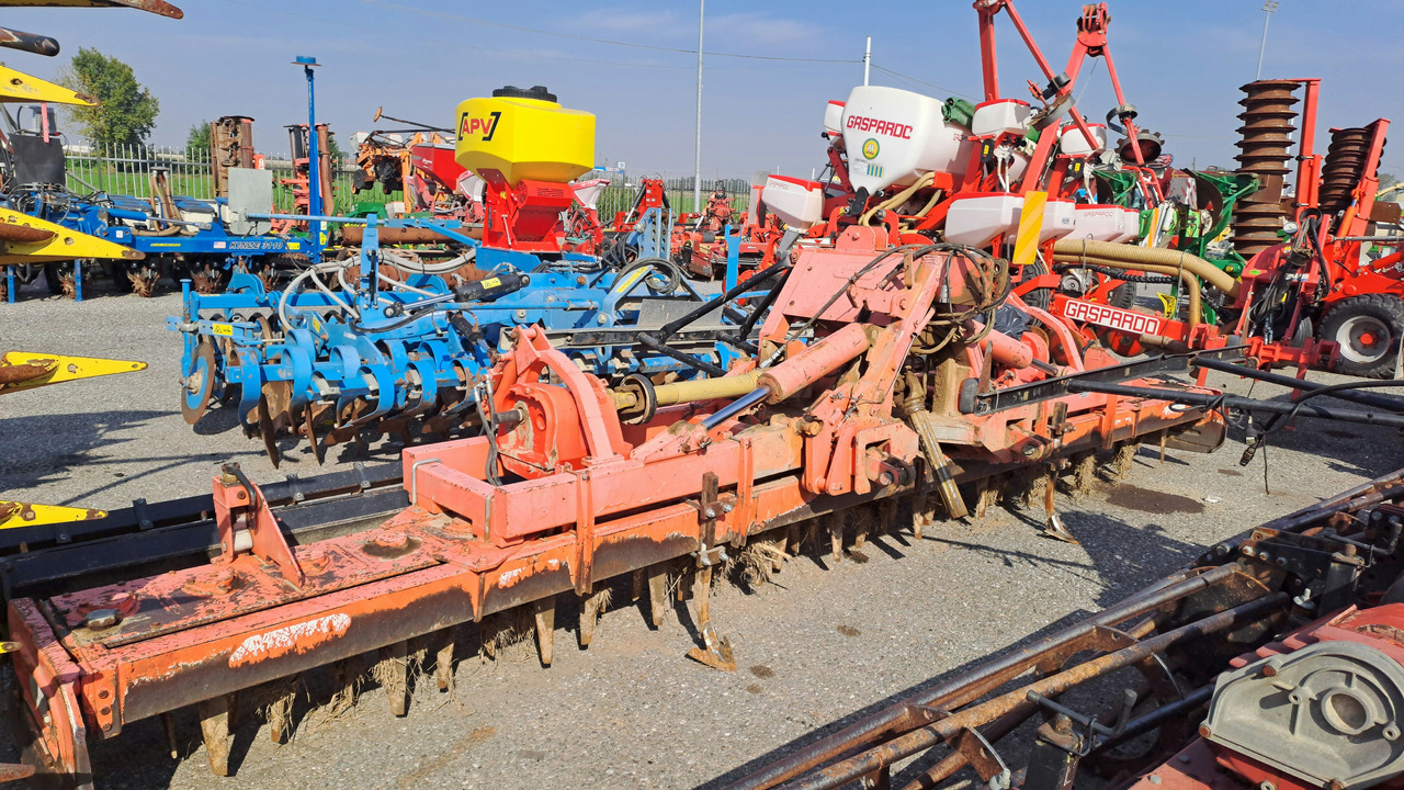 ERPICE ROTANTE MASCHIO AQUILA 6 METRI MOD 6000 * CR - Zemes frēze: foto 1 ERPICE ROTANTE MASCHIO AQUILA 6 METRI MOD 6000 * CR - Zemes frēze: foto 1