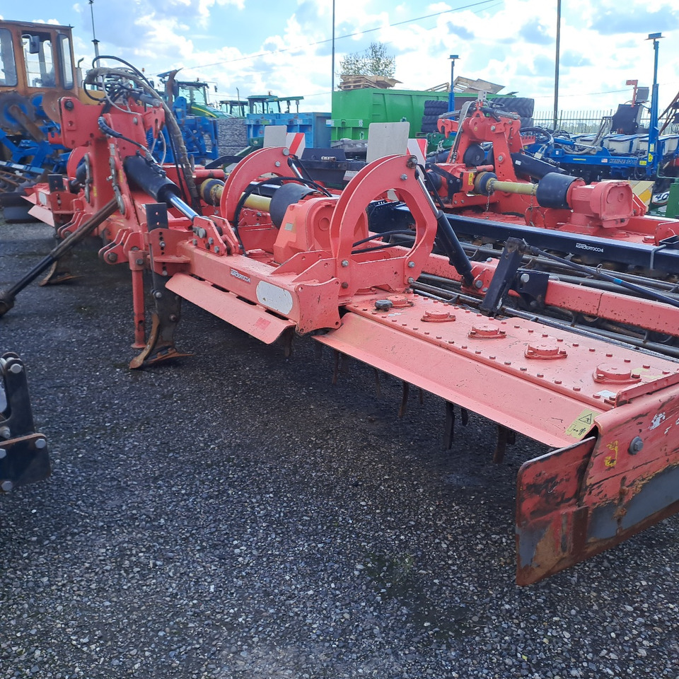 ERPICE ROTANTE MASCHIO AQUILA 7000 - Vertikālā augsnes frēze: foto 1 ERPICE ROTANTE MASCHIO AQUILA 7000 - Vertikālā augsnes frēze: foto 1