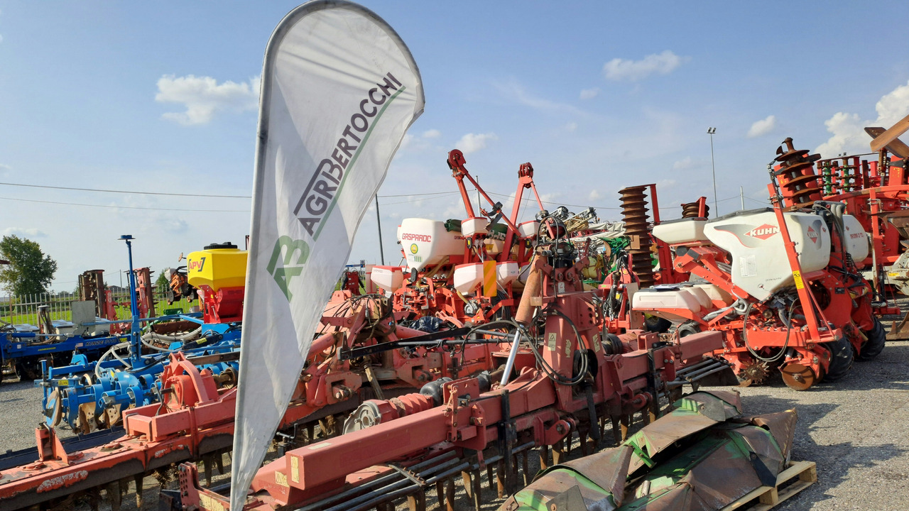 ERPICE ROTANTE RULLO GABBIA FERABOLI DUPLO T600 - Vertikālā augsnes frēze: foto 2 ERPICE ROTANTE RULLO GABBIA FERABOLI DUPLO T600 - Vertikālā augsnes frēze: foto 2