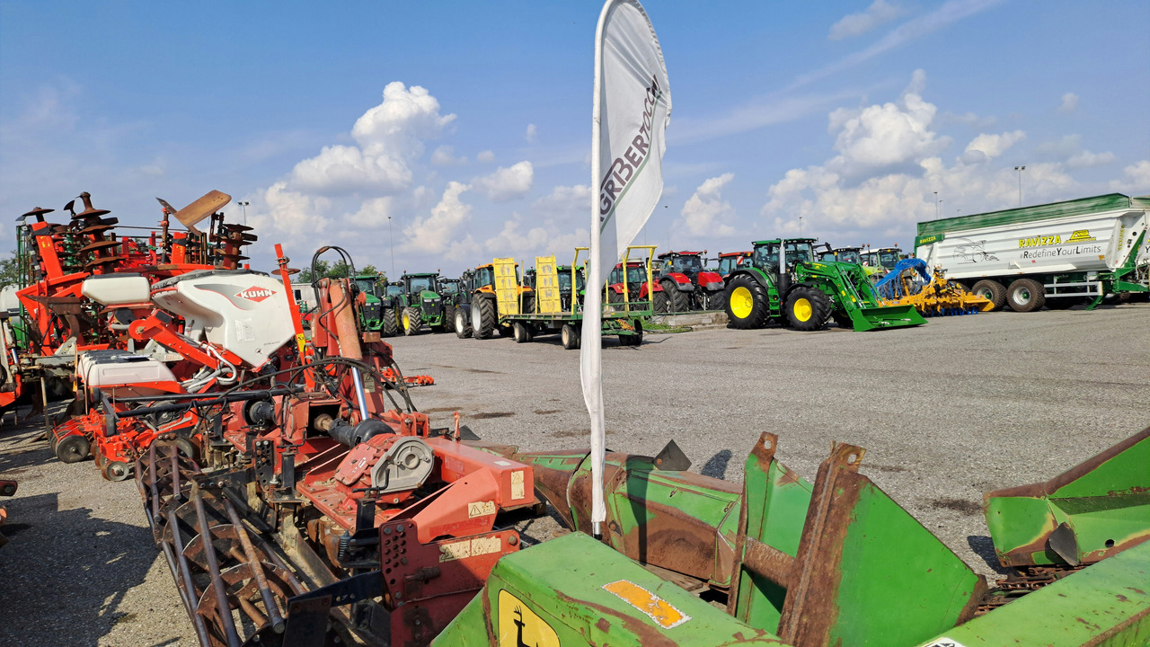 ERPICE ROTANTE RULLO GABBIA FERABOLI DUPLO T600 - Vertikālā augsnes frēze: foto 4 ERPICE ROTANTE RULLO GABBIA FERABOLI DUPLO T600 - Vertikālā augsnes frēze: foto 4