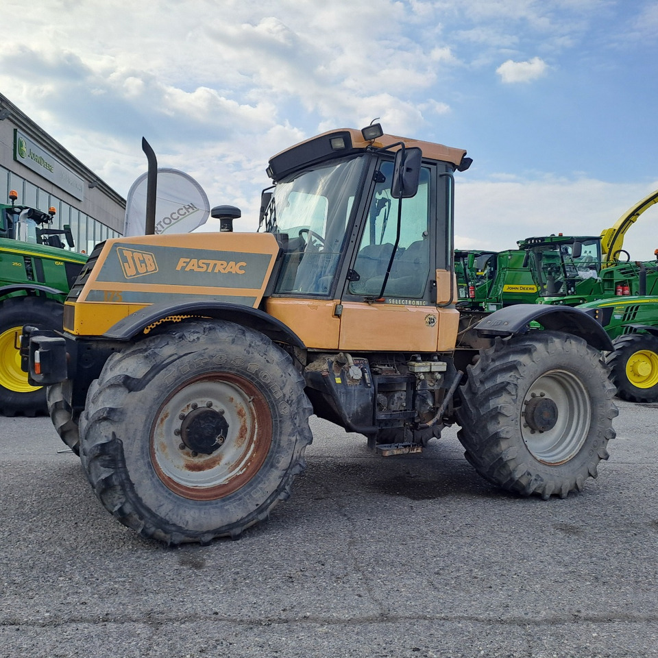 JCB FASTRAC 175 - Traktors: foto 1 JCB FASTRAC 175 - Traktors: foto 1