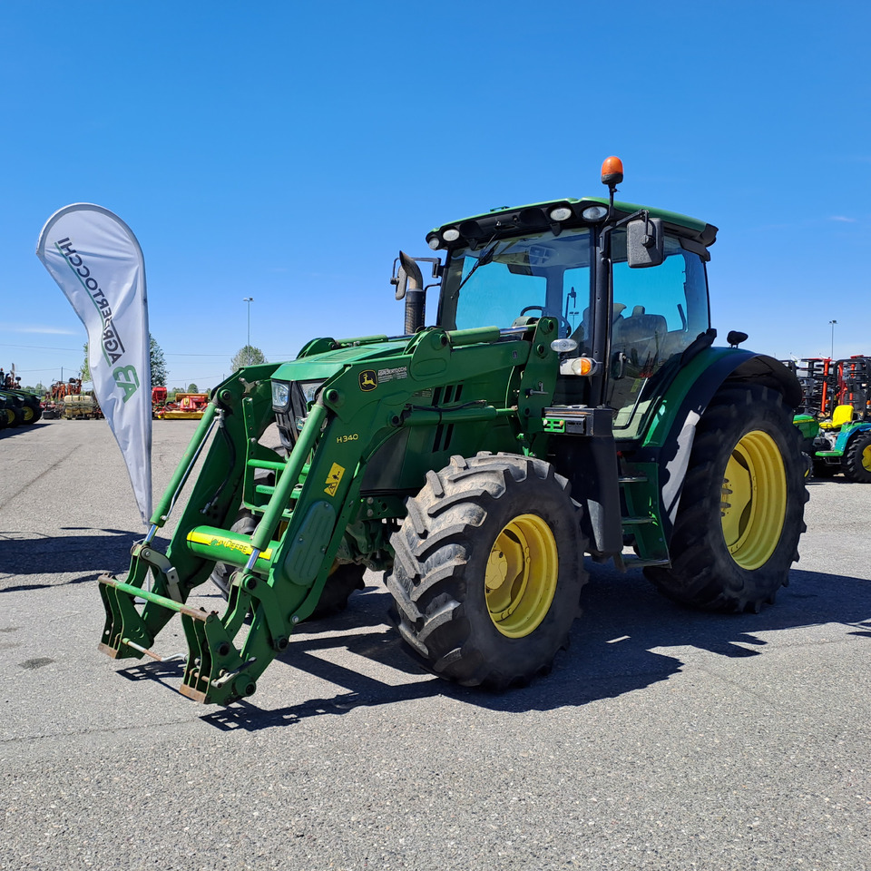 JOHN DEERE 6125R - Traktors: foto 1 JOHN DEERE 6125R - Traktors: foto 1