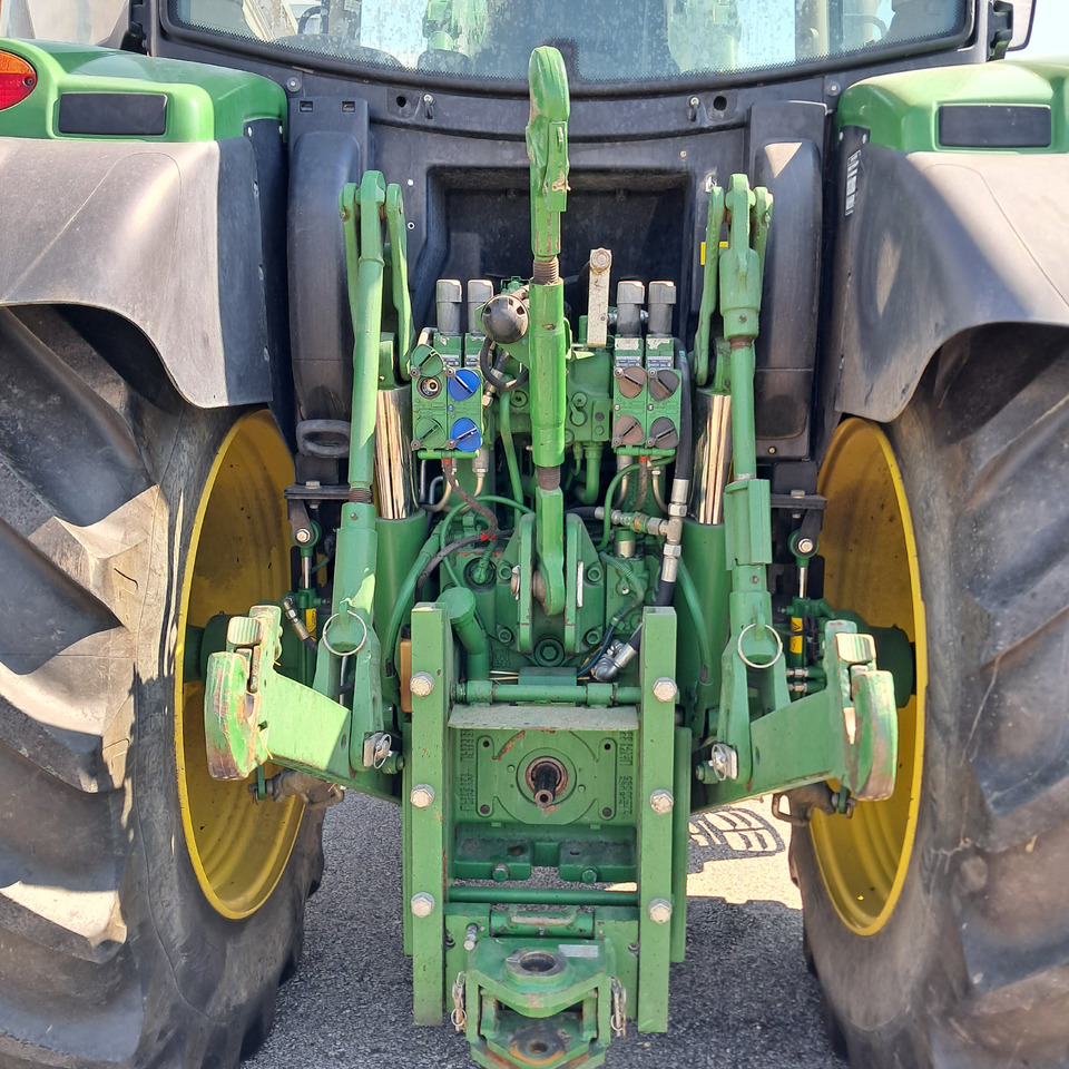 JOHN DEERE 6125R - Traktors: foto 4 JOHN DEERE 6125R - Traktors: foto 4