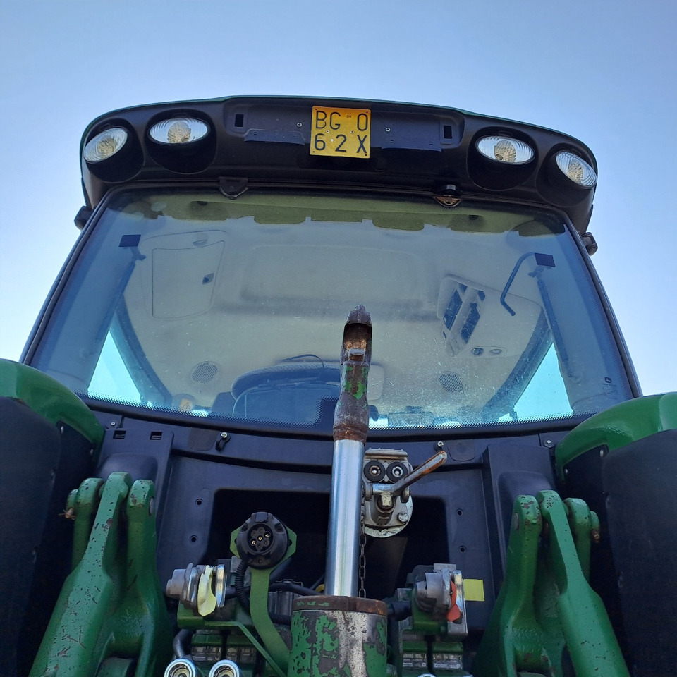 JOHN DEERE 6210R - Traktors: foto 5 JOHN DEERE 6210R - Traktors: foto 5