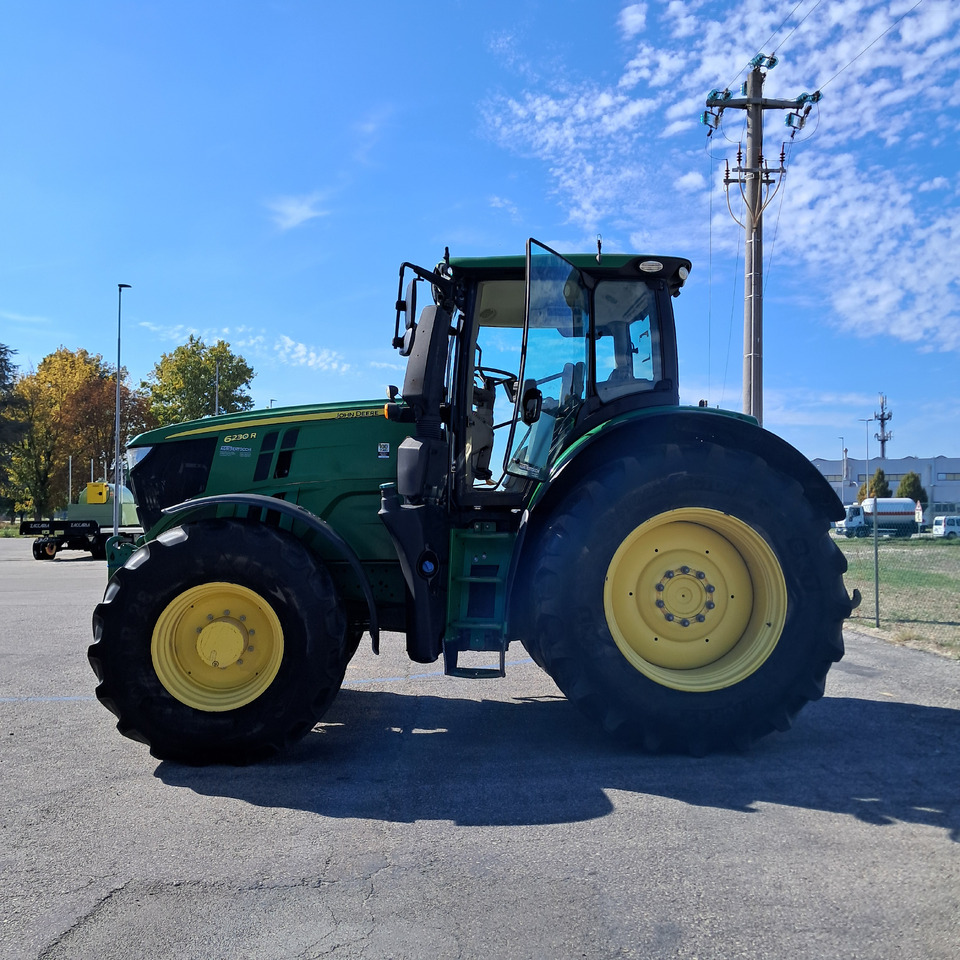 JOHN DEERE 6230R - Traktors: foto 3 JOHN DEERE 6230R - Traktors: foto 3