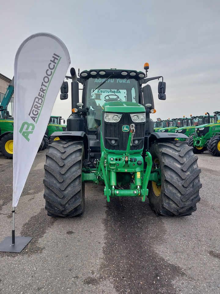 JOHN DEERE 6230R - Traktors: foto 1 JOHN DEERE 6230R - Traktors: foto 1