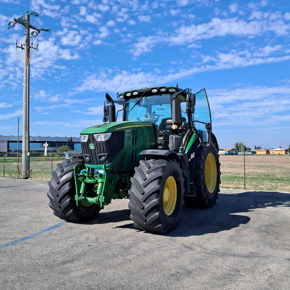 JOHN DEERE 6230R - Traktors: foto 1 JOHN DEERE 6230R - Traktors: foto 1