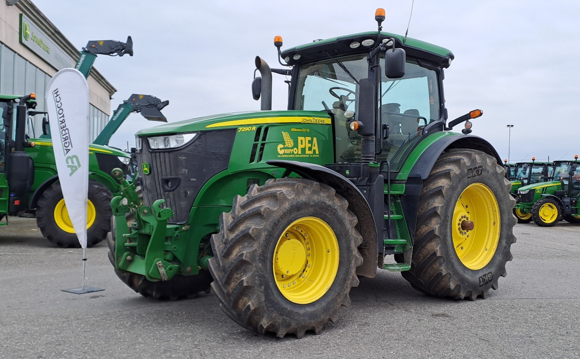 JOHN DEERE 7290R - Traktors: foto 1 JOHN DEERE 7290R - Traktors: foto 1