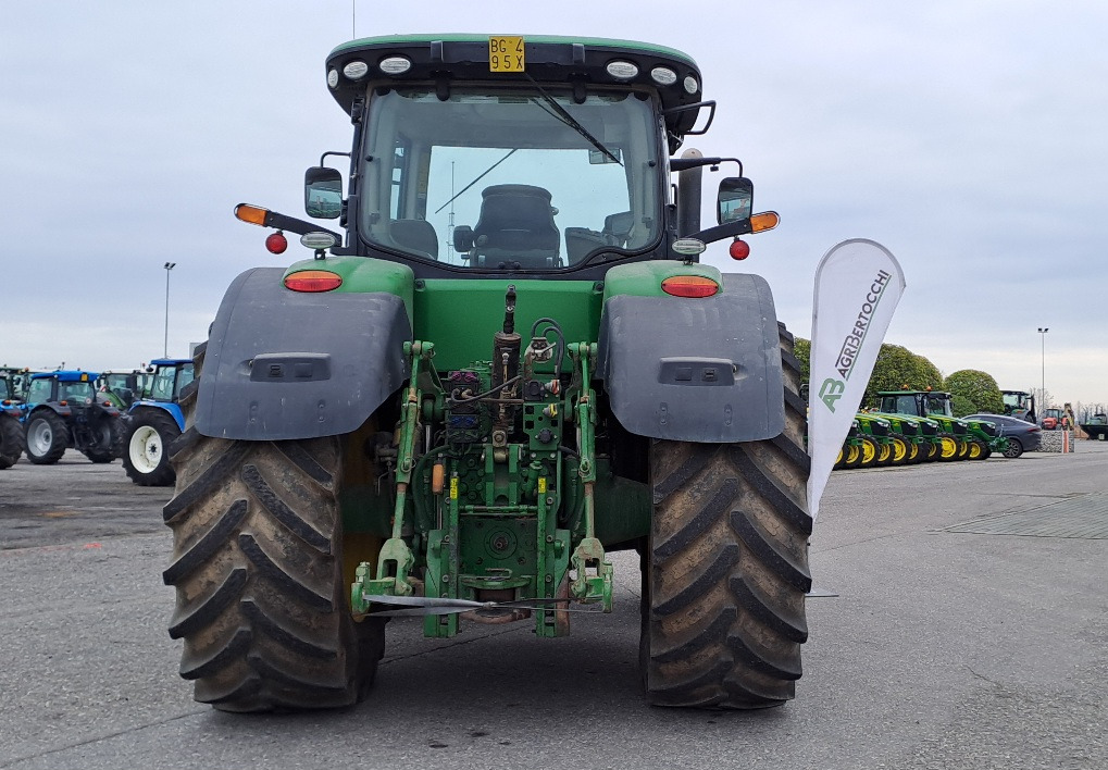 JOHN DEERE 7290R - Traktors: foto 4 JOHN DEERE 7290R - Traktors: foto 4