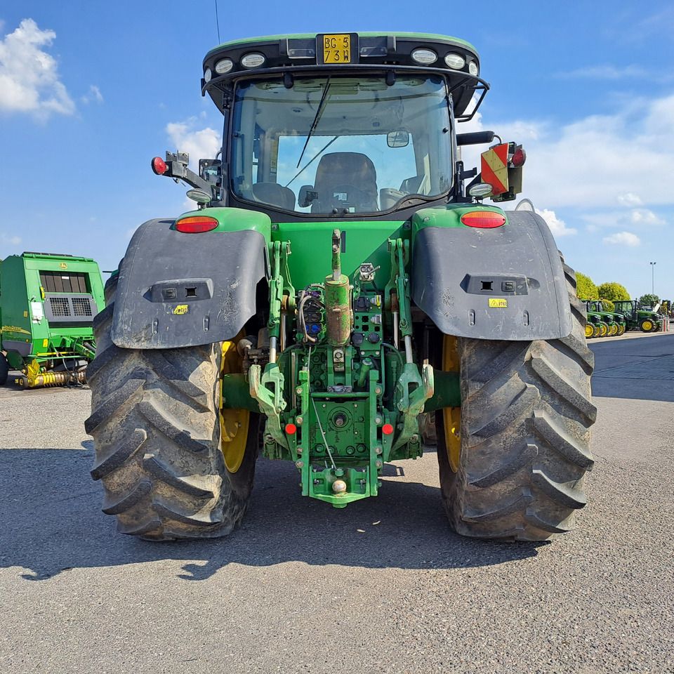 JOHN DEERE 7310R - Traktors: foto 4 JOHN DEERE 7310R - Traktors: foto 4