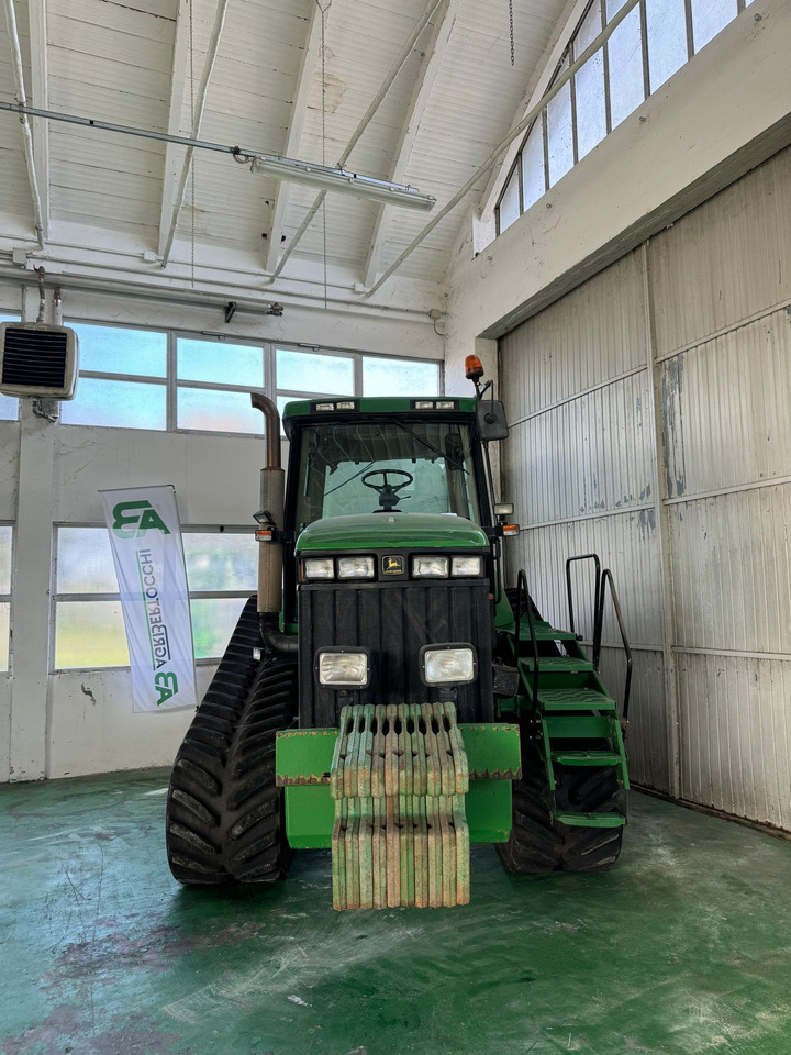 JOHN DEERE 8410T - Traktors: foto 2 JOHN DEERE 8410T - Traktors: foto 2