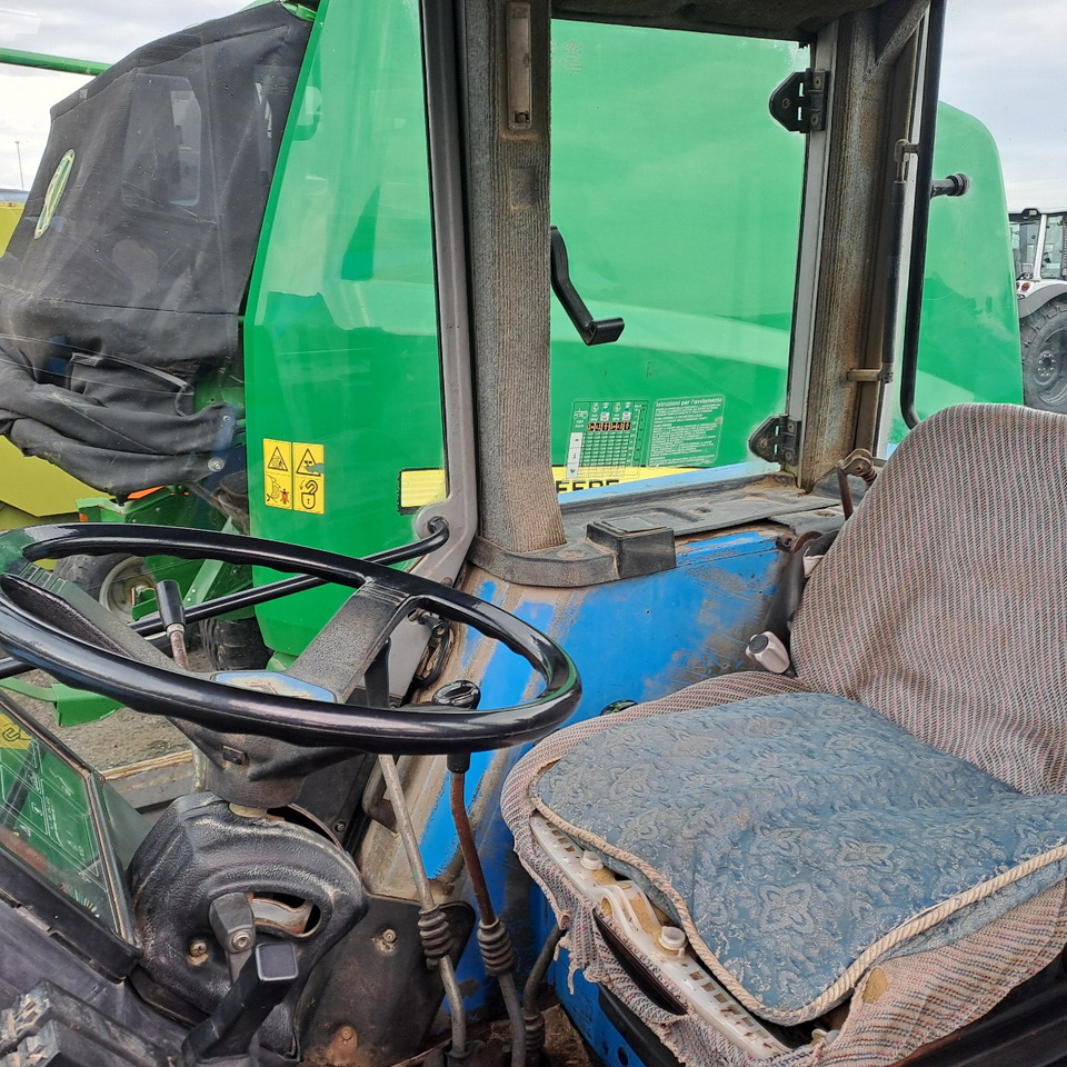 Traktors LANDINI 9880: foto 8