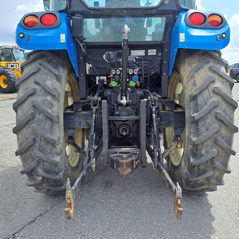 NEW HOLLAND T4.95 - Traktors: foto 4 NEW HOLLAND T4.95 - Traktors: foto 4