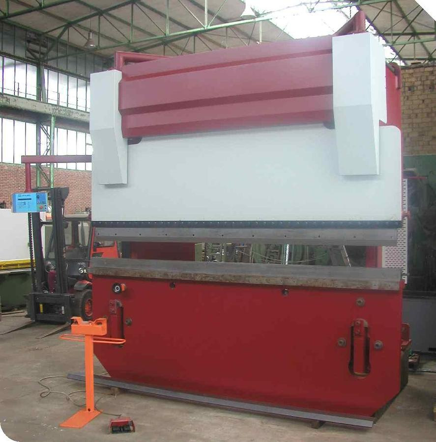 Abkantpresse - Locīšanas prese: foto 2 Abkantpresse - Locīšanas prese: foto 2