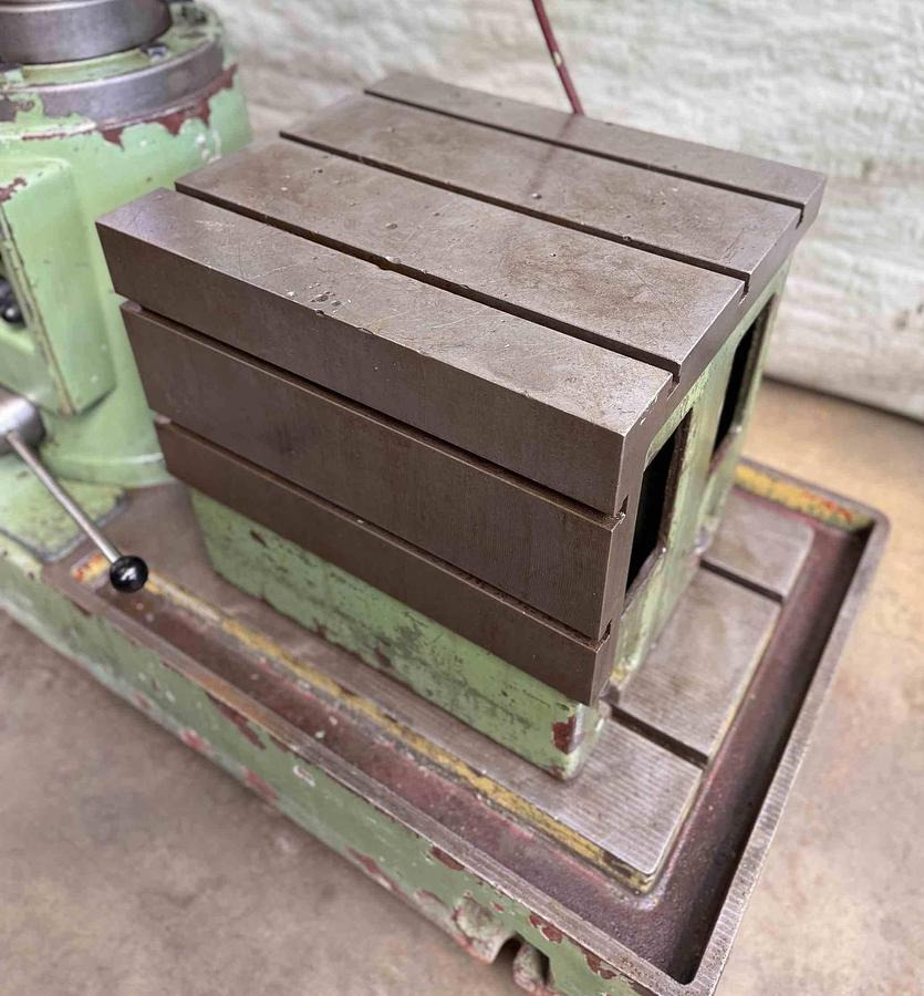 Radialbohrmaschine ALZMETALL - Galda urbjmašīna: foto 3 Radialbohrmaschine ALZMETALL - Galda urbjmašīna: foto 3