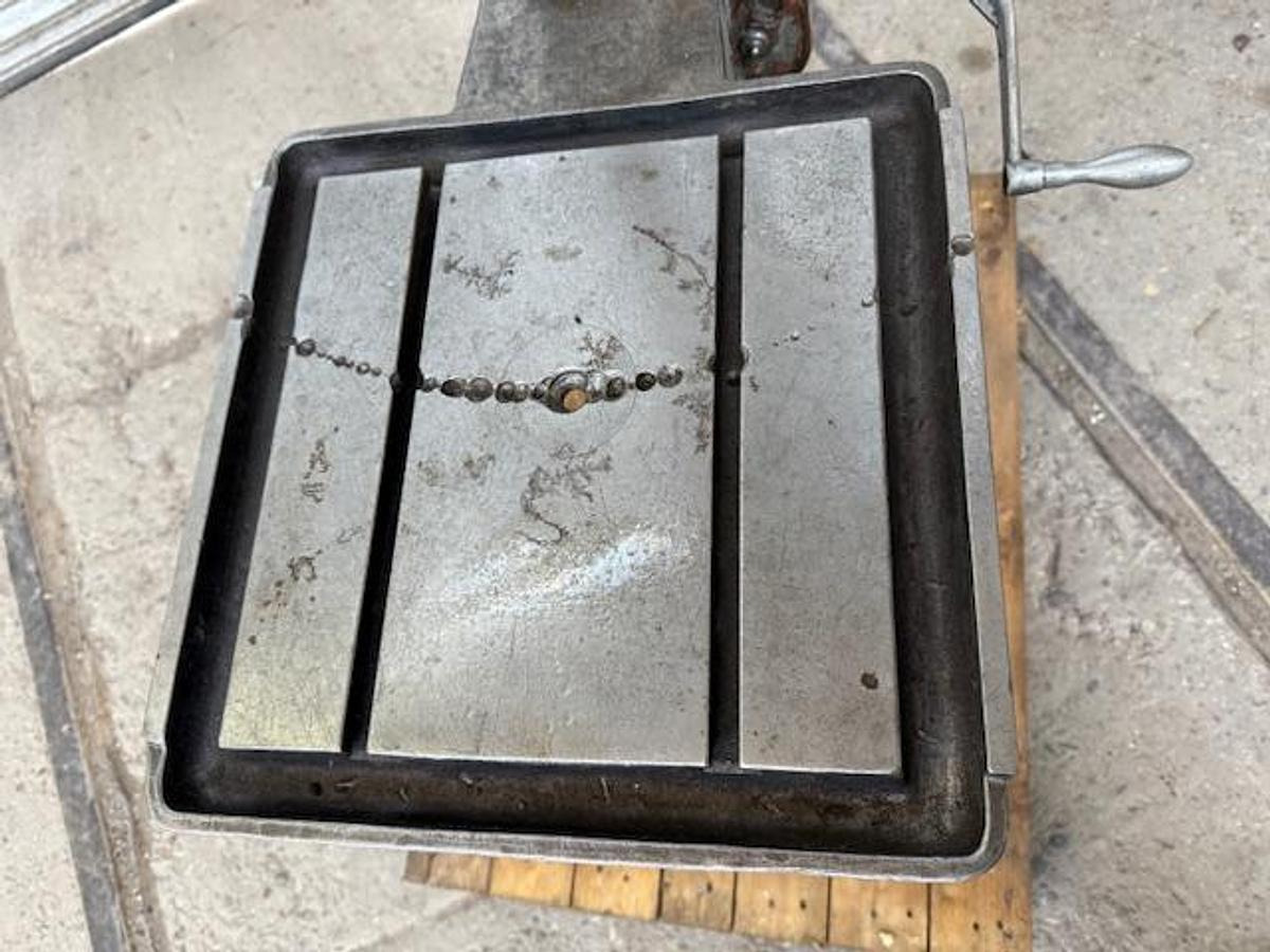 Säulenbohrmaschine GILLARDON - Galda urbjmašīna: foto 2 Säulenbohrmaschine GILLARDON - Galda urbjmašīna: foto 2