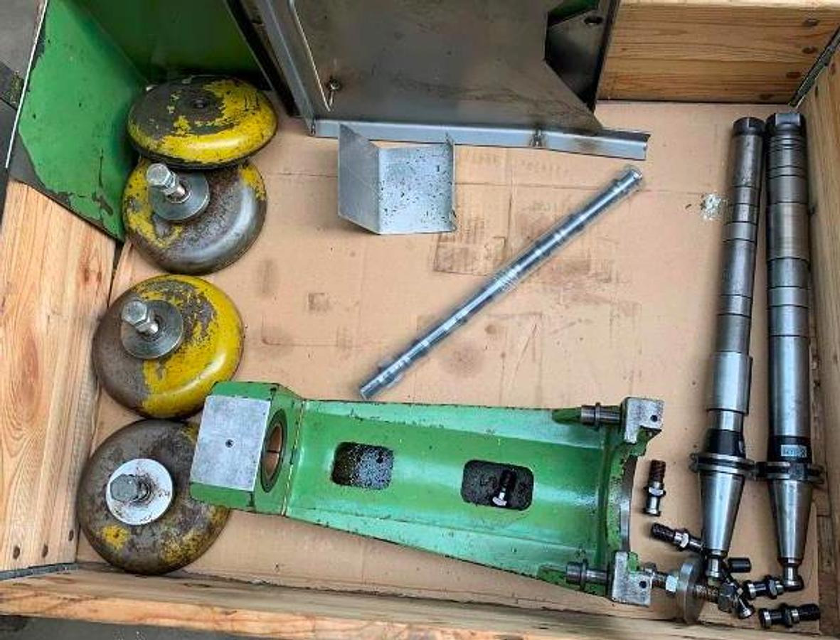 Werkzeugfräsmaschine KUNZMANN - Frēzmašīna: foto 4 Werkzeugfräsmaschine KUNZMANN - Frēzmašīna: foto 4