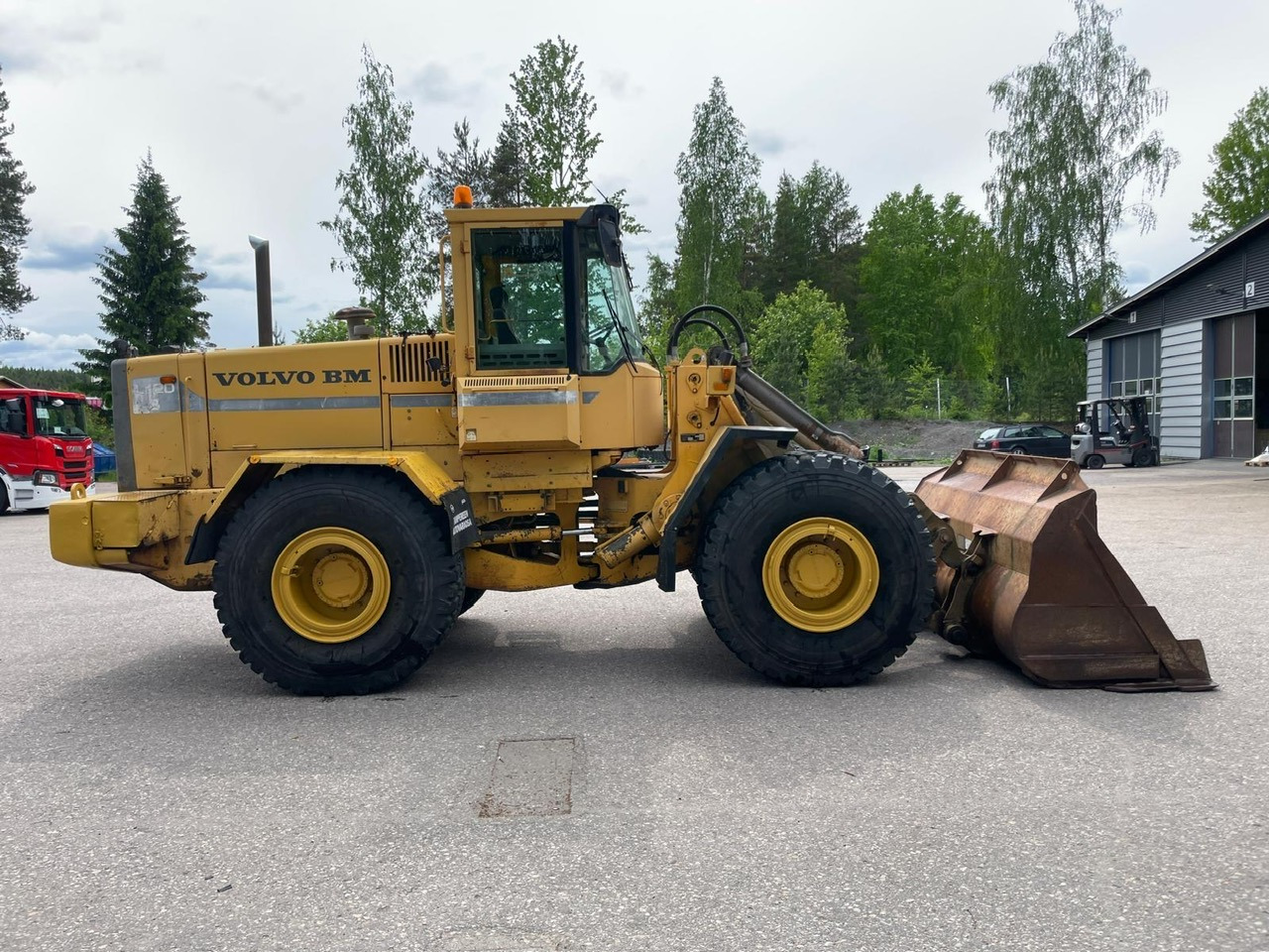 Volvo L120B - Riteņu iekrāvējs: foto 4 Volvo L120B - Riteņu iekrāvējs: foto 4