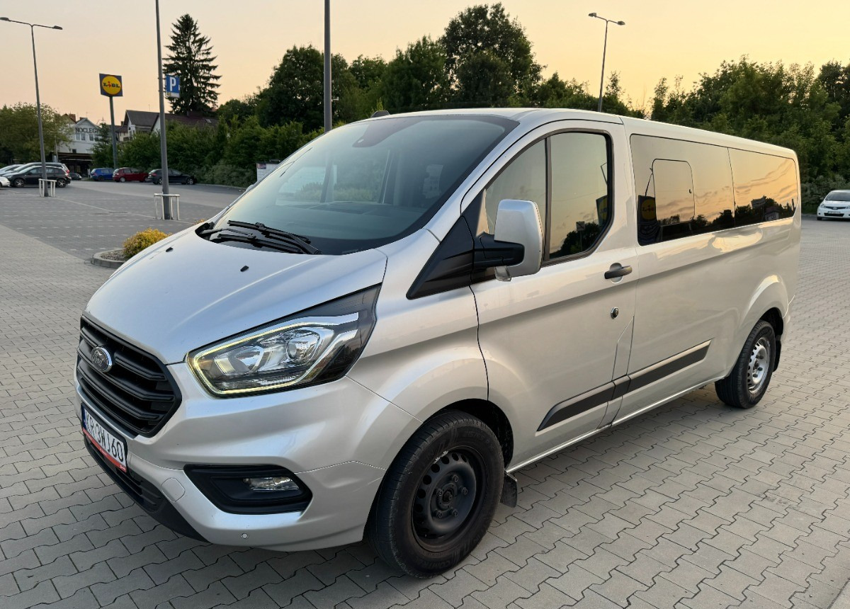 Ford Transit Custom 2.0 170 KM L2 LONG 2021 LED 8 osobowy NAWIEWY miejsc Salon PL - Mikroautobuss, Pasažieru furgons: foto 4 Ford Transit Custom 2.0 170 KM L2 LONG 2021 LED 8 osobowy NAWIEWY miejsc Salon PL - Mikroautobuss, Pasažieru furgons: foto 4