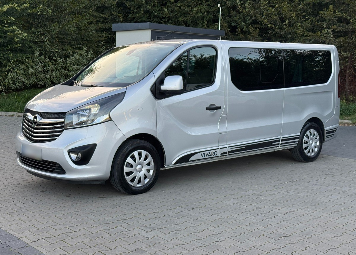 Opel Vivaro 1.6 DCI 145KM 9 osobowy Nawiewy góra dół DOINWESTOWANY Super stan - Universālis: foto 1 Opel Vivaro 1.6 DCI 145KM 9 osobowy Nawiewy góra dół DOINWESTOWANY Super stan - Universālis: foto 1