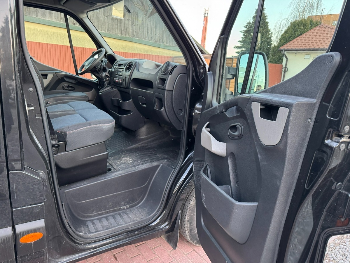 Interior photo 1: Kravas mikroautobuss Renault Master 2.3 DCI 145KM L3H2 MAX Fv23 Bezwypadkowy Super stan Klimatyzacja
