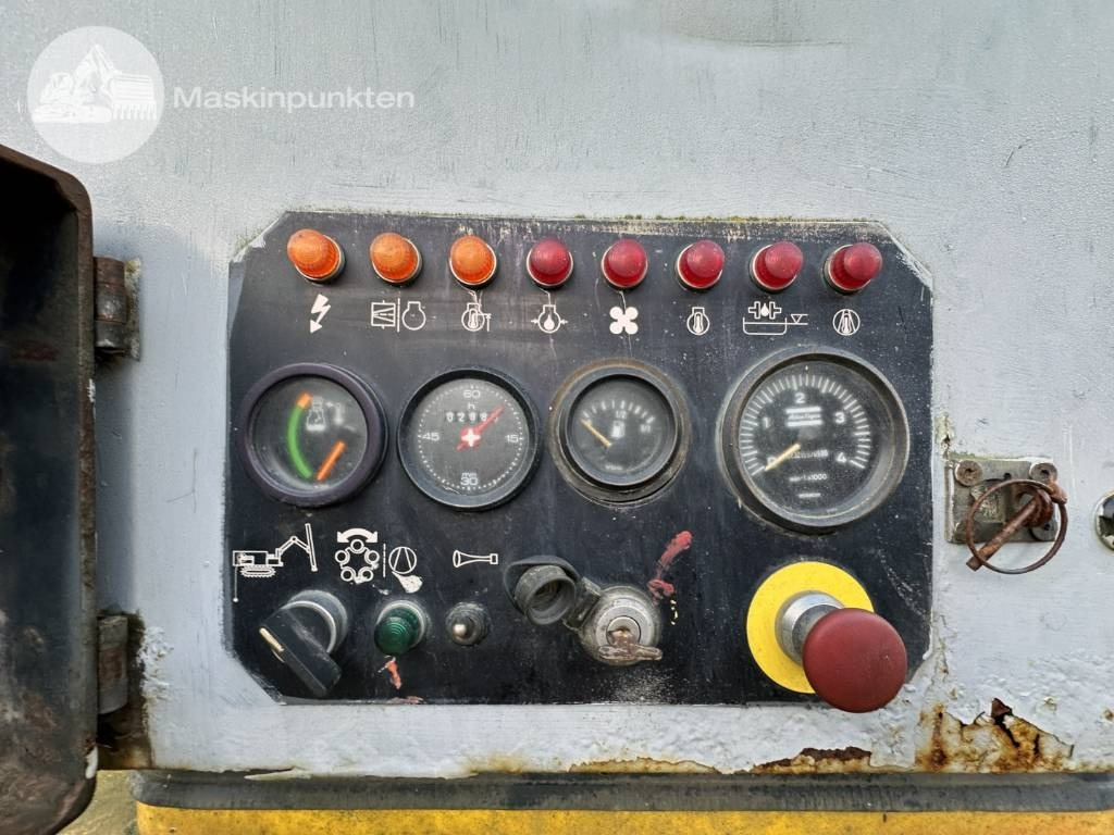 Urbšanas mašīna Atlas Copco Roc 542 HC: foto 35