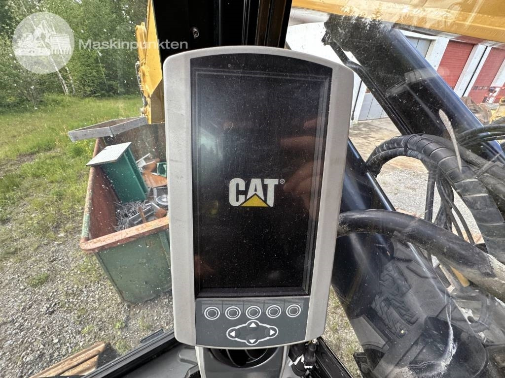 CAT 374 F L  līzingu CAT 374 F L: foto 19