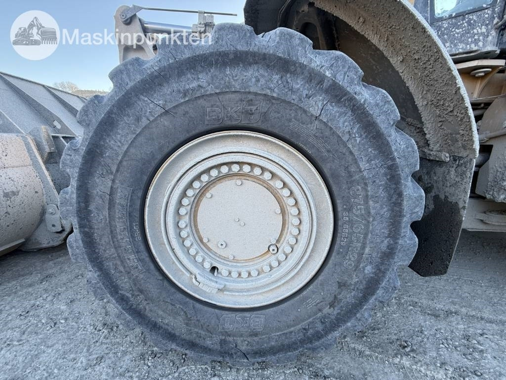 Riteņu iekrāvējs CAT 982 M: foto 44