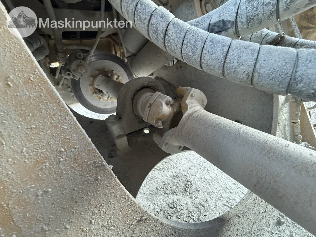 Riteņu iekrāvējs CAT 982 M: foto 38