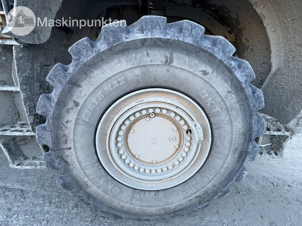 Riteņu iekrāvējs CAT 982 M: foto 46