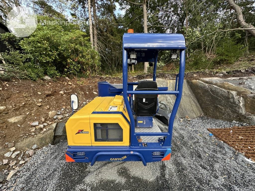 Canycom S 300 - Mini pašizgāzējs: foto 4 Canycom S 300 - Mini pašizgāzējs: foto 4