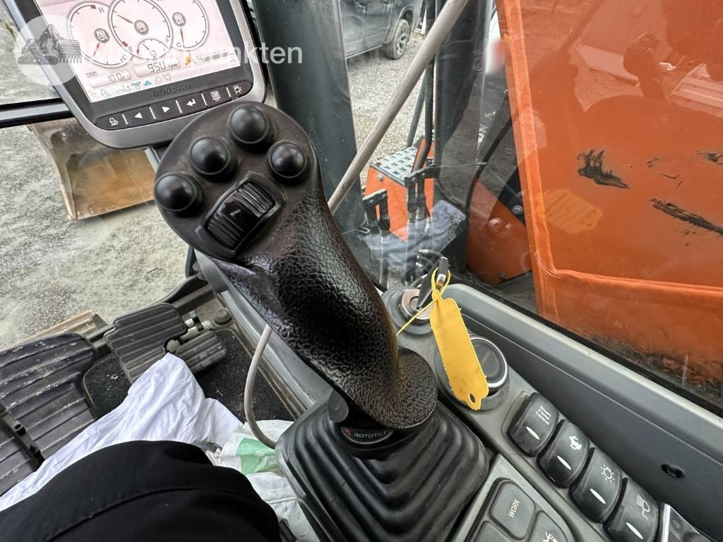 Doosan DX 140 LCR-5 līzingu Doosan DX 140 LCR-5: foto 18 Doosan DX 140 LCR-5 līzingu Doosan DX 140 LCR-5: foto 18