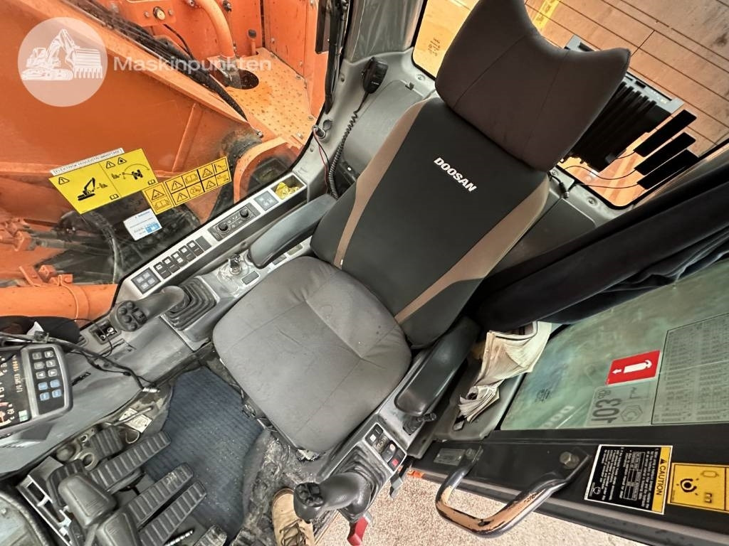 Kāpurķēžu ekskavators Doosan DX 235 LCR: foto 16
