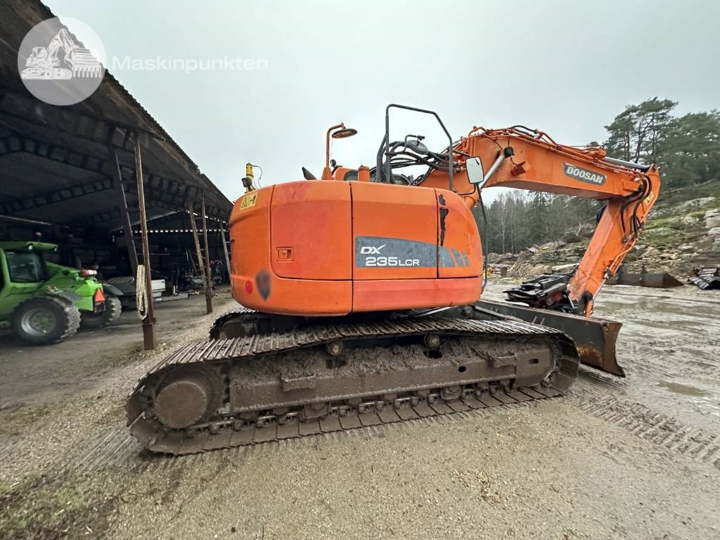 Kāpurķēžu ekskavators Doosan DX 235 LCR: foto 8