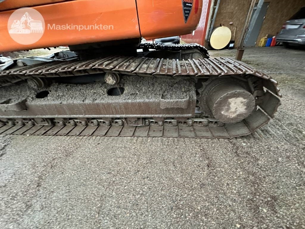 Kāpurķēžu ekskavators Doosan DX 235 LCR: foto 37