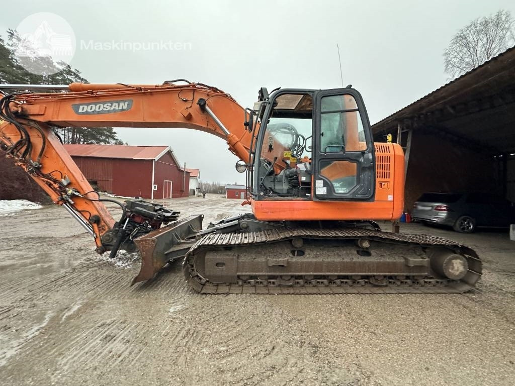 Doosan DX 235 LCR - Kāpurķēžu ekskavators: foto 4 Doosan DX 235 LCR - Kāpurķēžu ekskavators: foto 4