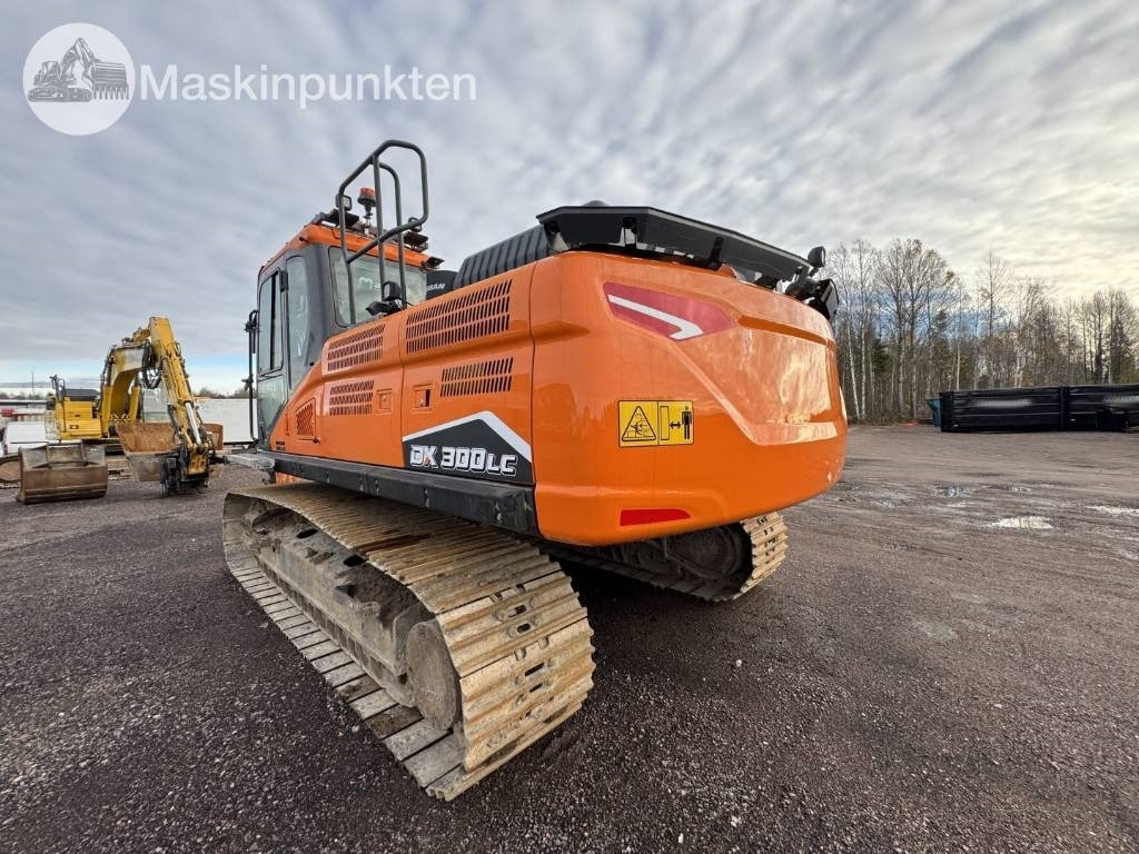 Doosan DX 300 LC - Kāpurķēžu ekskavators: foto 2 Doosan DX 300 LC - Kāpurķēžu ekskavators: foto 2