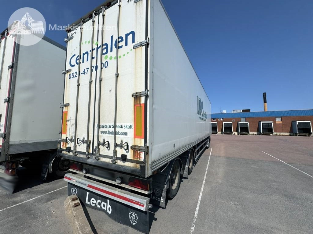 Ekeri L4 - Piekabe slēgtā virsbūve: foto 3 Ekeri L4 - Piekabe slēgtā virsbūve: foto 3